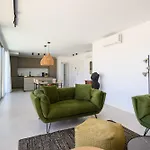 Kaiman 24 Villa *