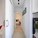 Kaiman 24 Villa